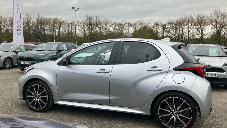 Toyota Yaris 1.5 Hybrid GR Sport 5dr CVT Hybrid Hatchback